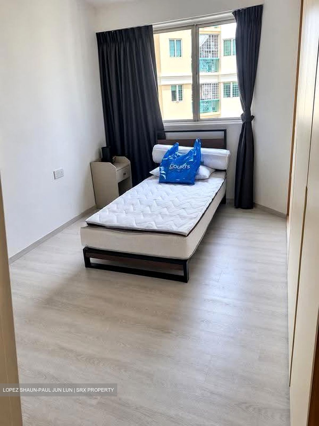 Melville Park (D18), Condominium #626032631